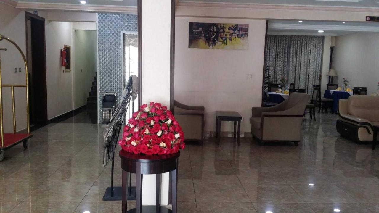 Southern Addis Hotel Esterno foto